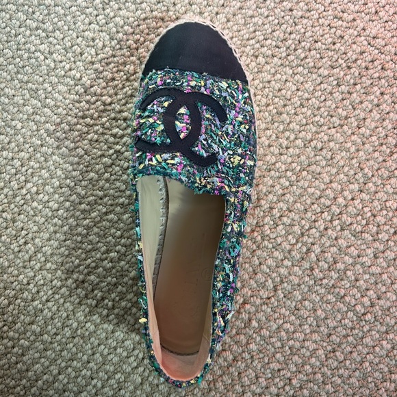 *SOLD* Chanel Rainbow Tweed Espadrilles size 38 - Picture 4 of 6